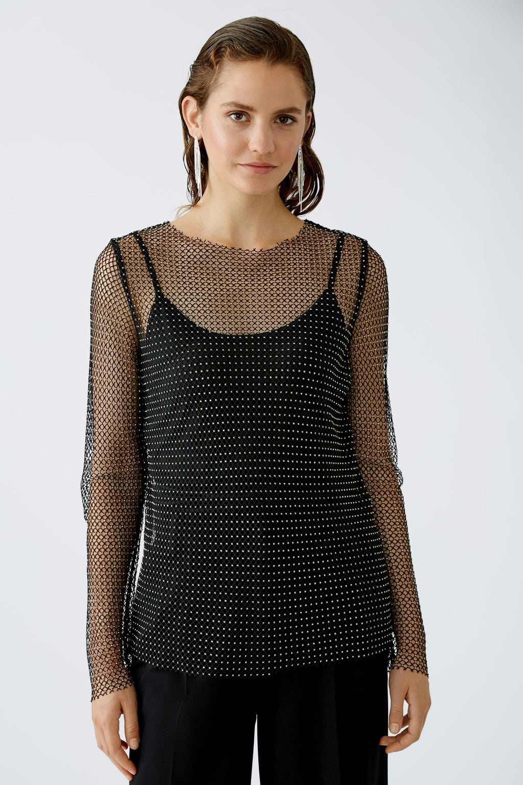 oui fishnet stud top in black (front)