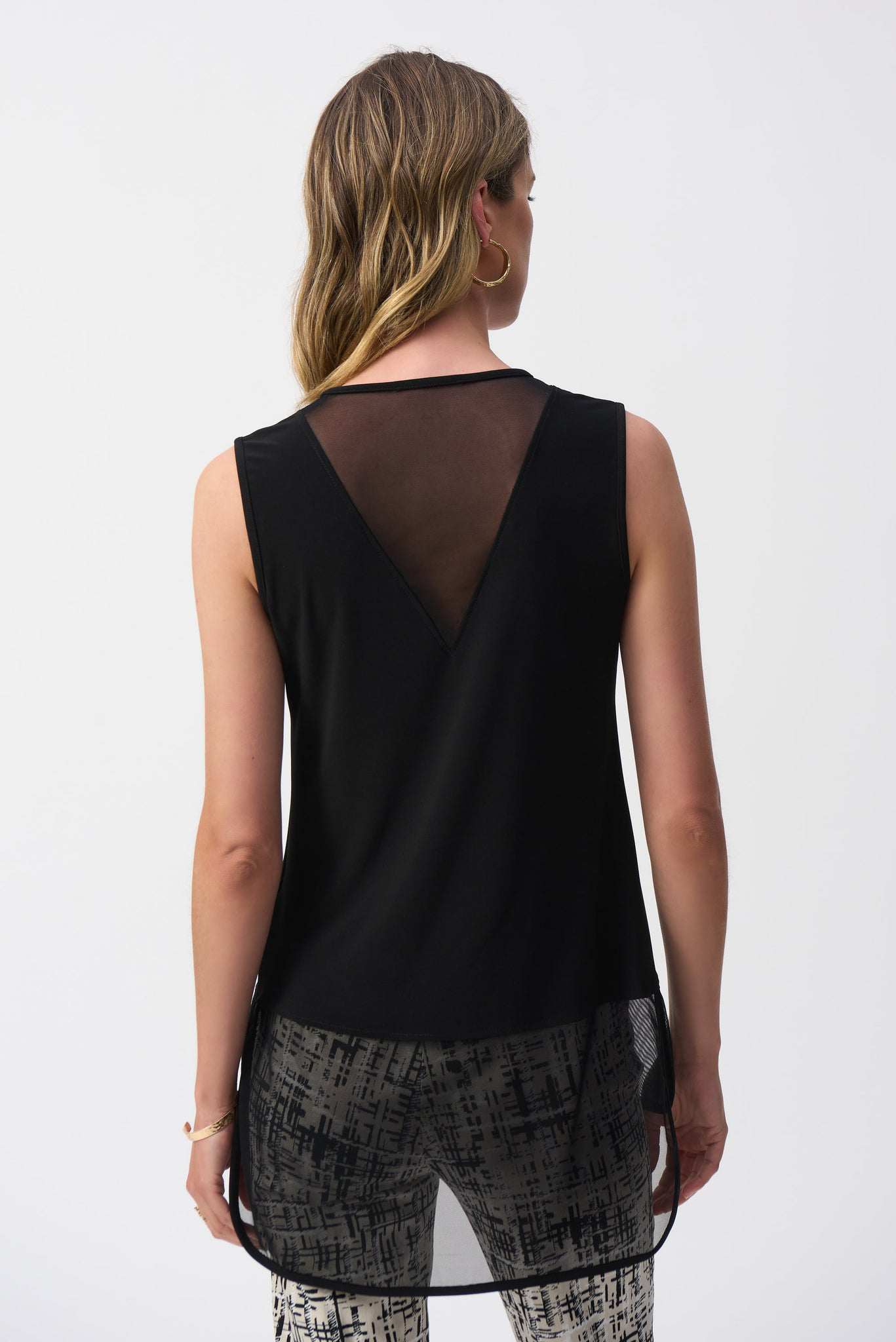 joseph ribkoff mesh detail cami in black (back)