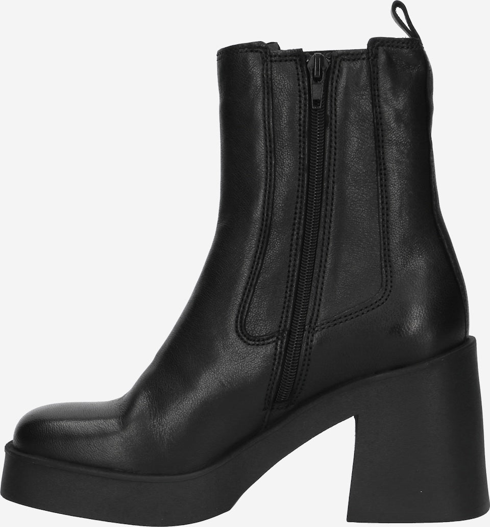 apple of eden chelsea boots in black (inner side)