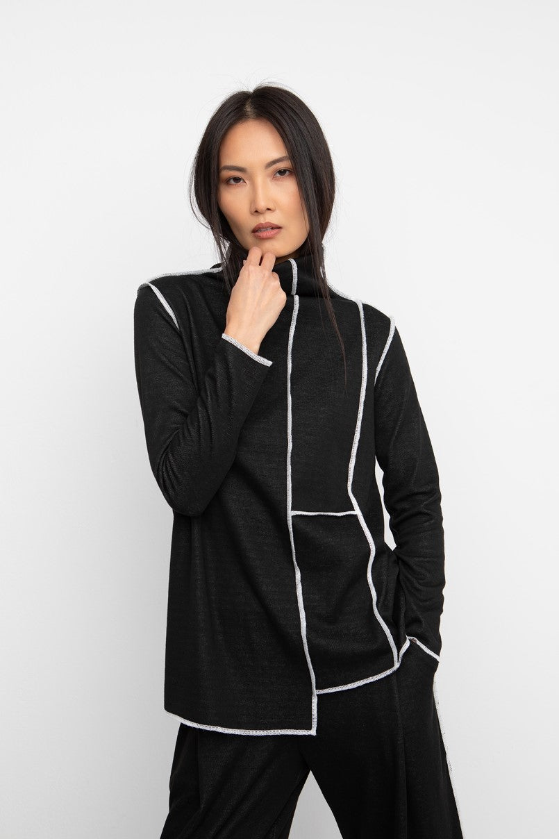 ozai n ku contrast seam turtleneck top in black (front)