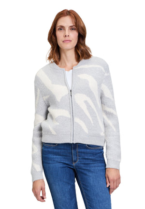 betty&co pattern knit zip jacket in grey (front)