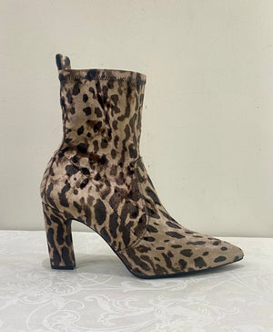 Unisa leopard print sock boots