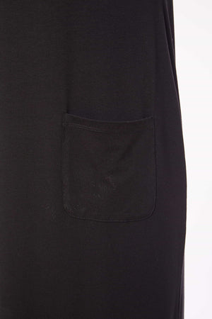 naya basic jersey dress with pocket in black (detail)