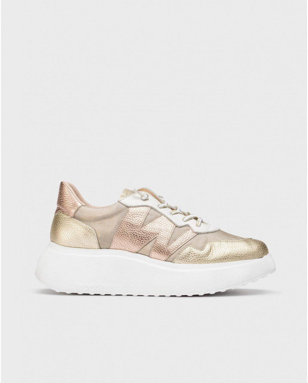 wonders zenit metallic runners in gold (side)