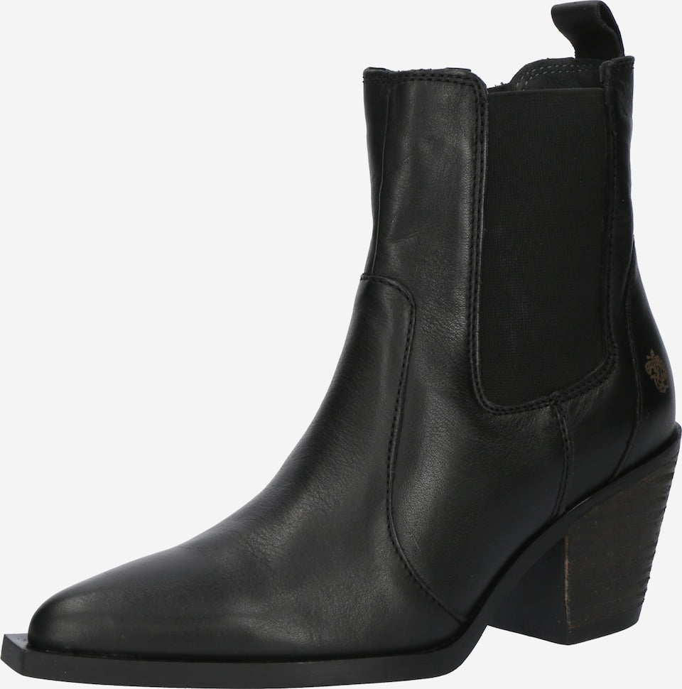 apple of eden ankle boot in black (outter side)