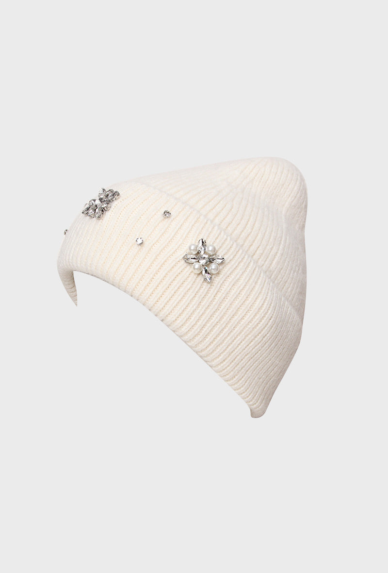 pearl & diamond beanie in cream