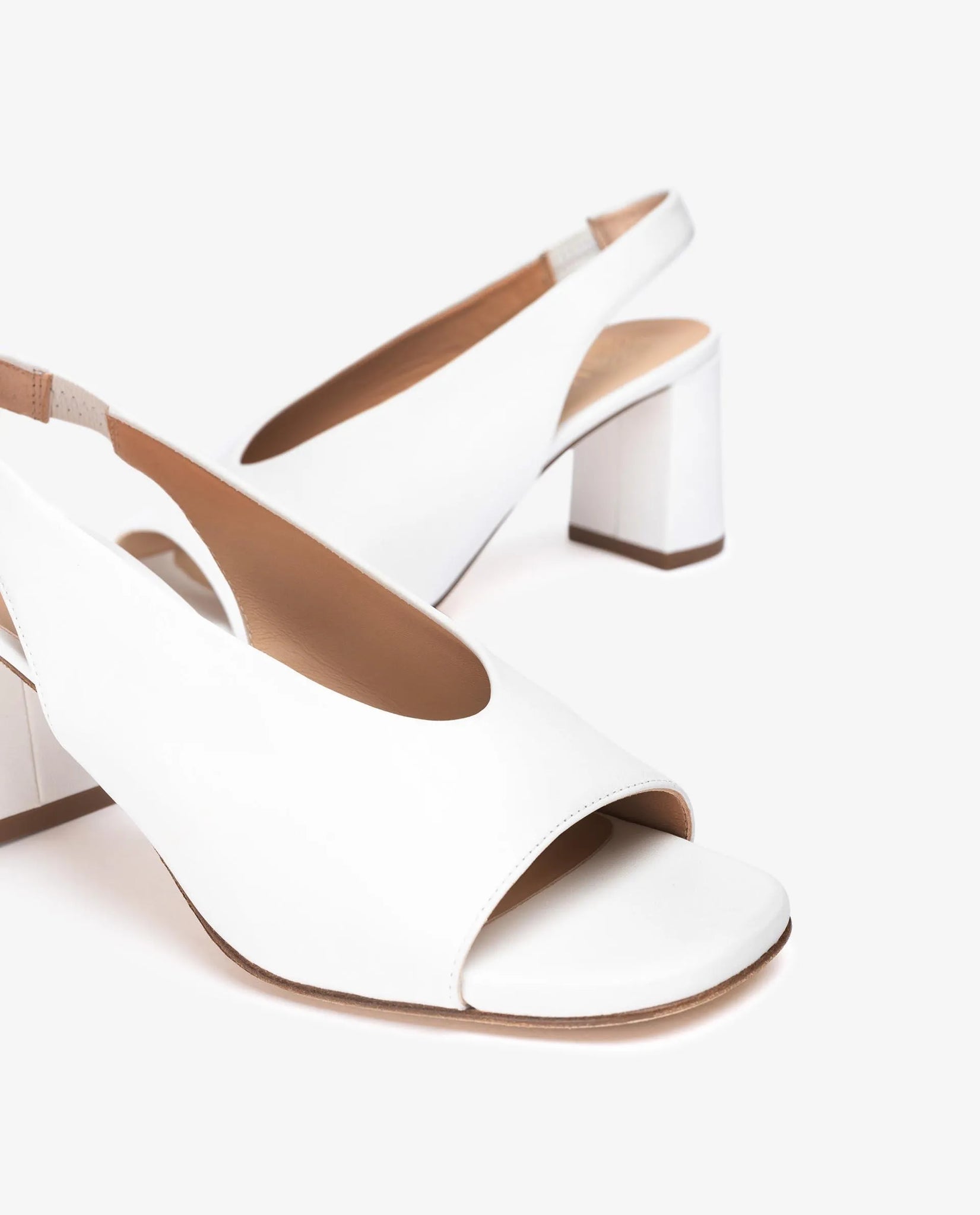 unisa mondy square slingback heel in white