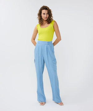 Esqualo Denim look tencel wide leg cargo trousers in light blue. Trousers feature large side pockets and an elasticated waistband (front)