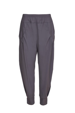 NAYA classic gathered pocket travel fabric trousers in anthracite (front)